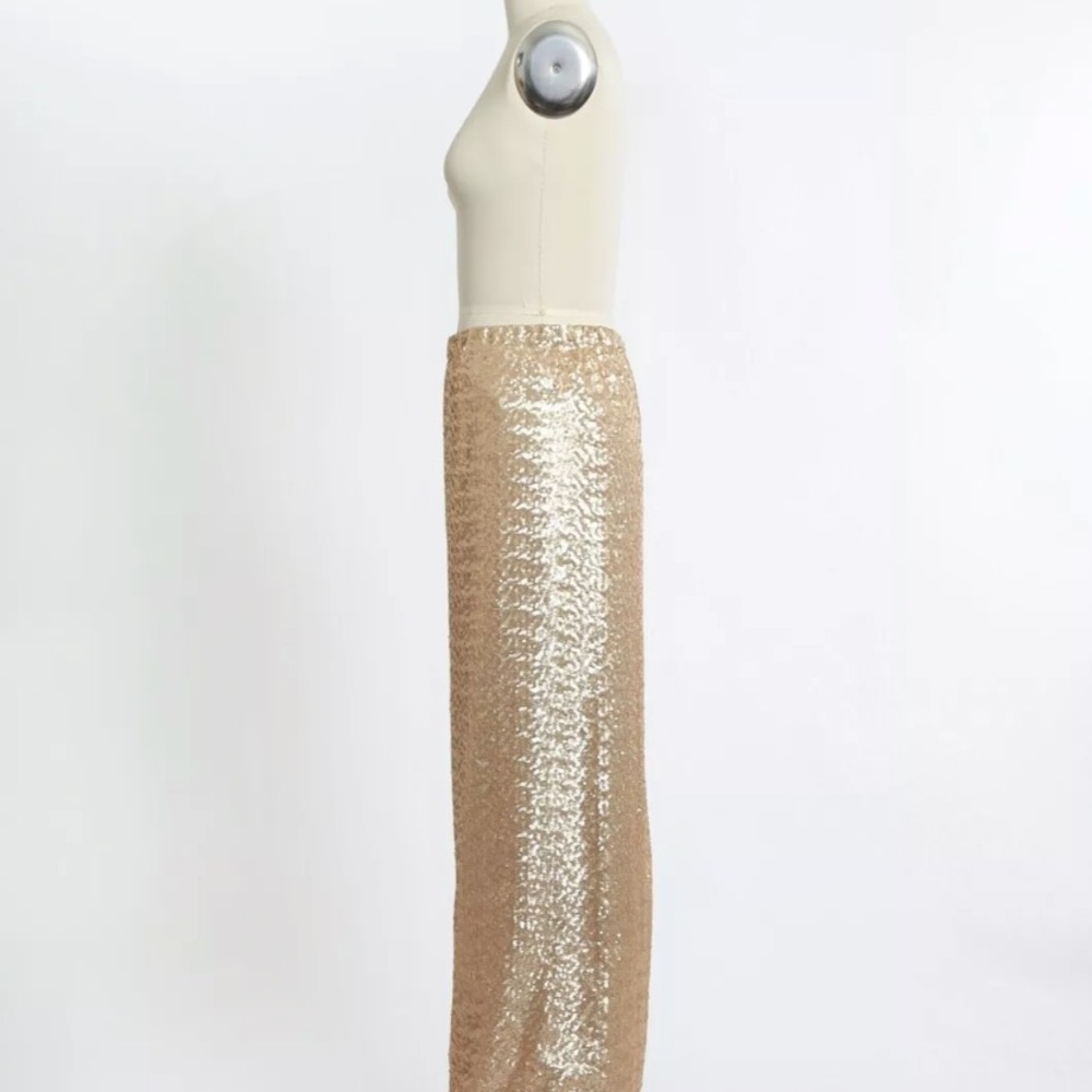 Elegant Gold Sequin Skirt - Picture 9 of 11